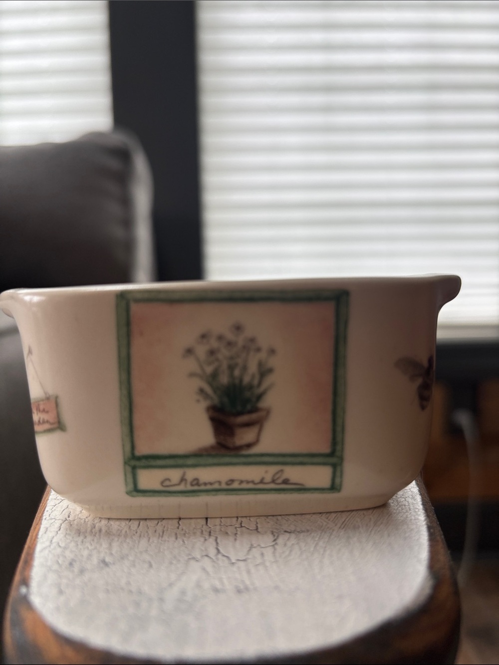 Pfaltzgraff sweetener/sugar holder